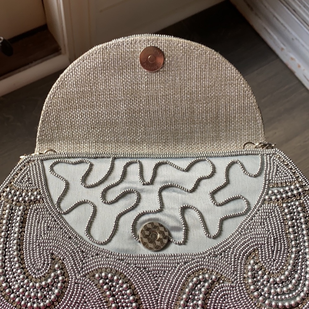 Purse - Picture 3 of 4